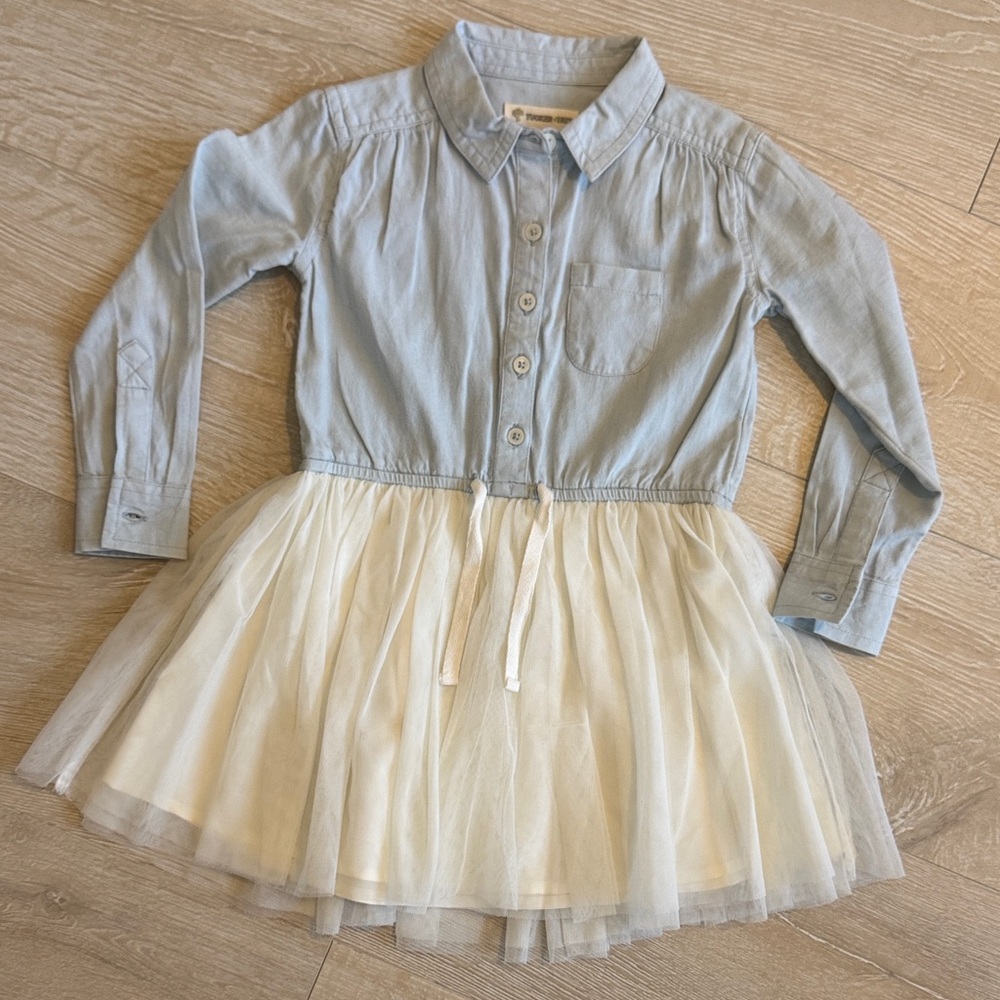Tucker + Tate Light Blue Button-Up Top with Cream Tag Detail